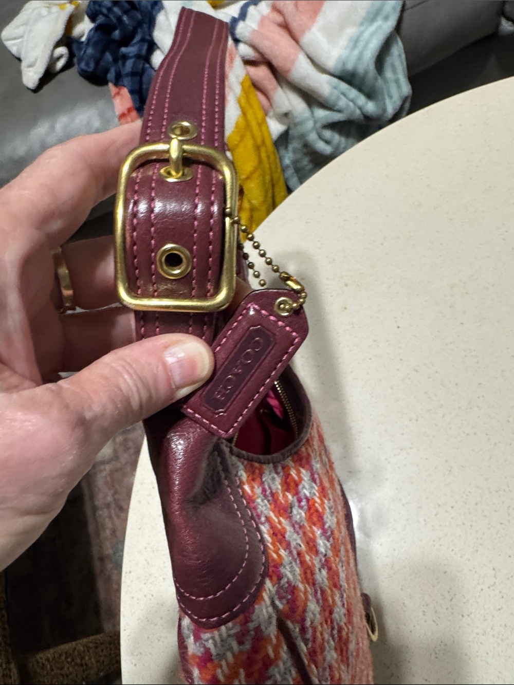 Coach Burgundy Leather Patch on Bright Pink Interior - Picture 4 of 11